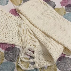 Loft chunky winter scarf